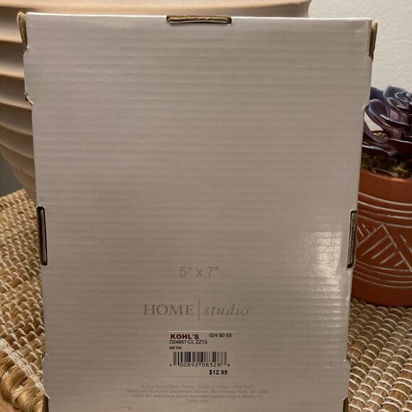 Home Studios Sage Greeen Silver Easel Back Picture Frame 5" X 7" New in Box - Picture 5 of 5